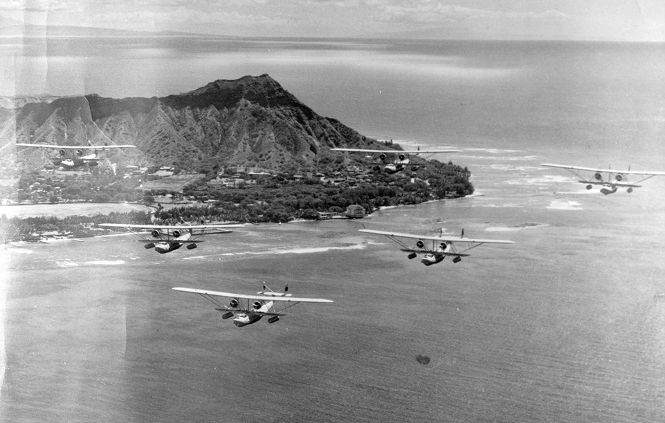 VP-10 passing Diamond Head